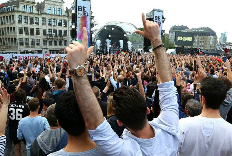 © Belgian Pride/Pascal Mannaerts photo 4/7