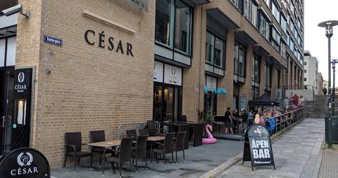 César Bar & Café