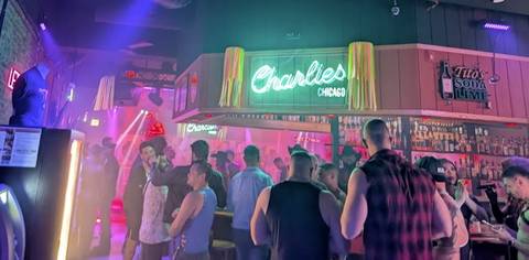 Charlie’s Chicago