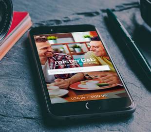 10 Travel Apps for a Perfect Gay Vacation