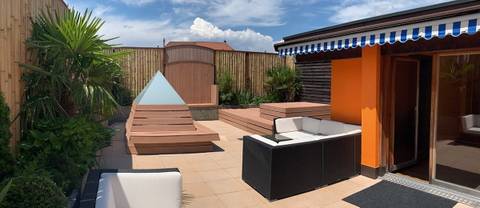 Sundeck