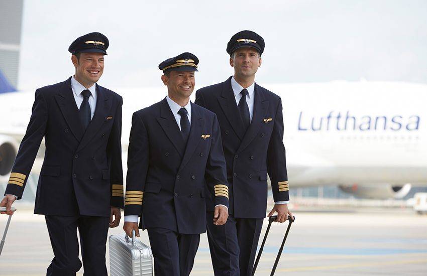 Fly to the destination of your choice with Lufthansa!