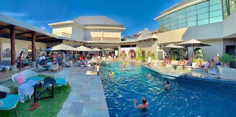 MAN Resort
