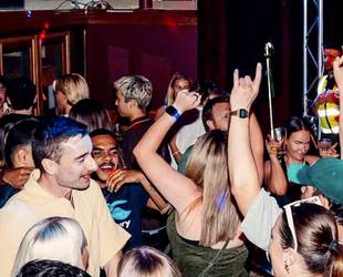 Marlbourough Hotel (Marly Bar)
