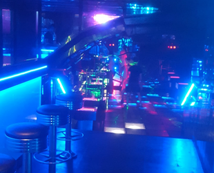 Le Shanghai  Club