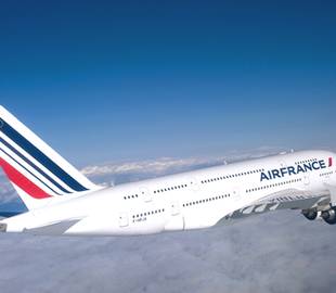 Air France: A380 hebt nach Miami ab