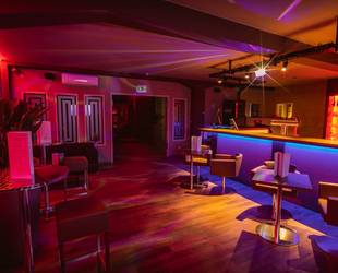 Achilleus Men’s Spa & Sauna