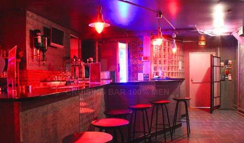 Le kOx, Cruising Bar