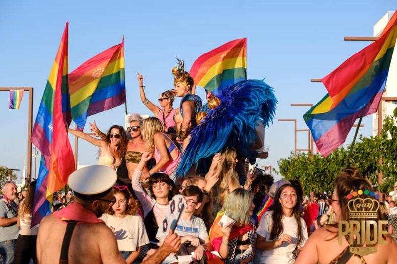 Gay Pride di Ibiza photo 1/5