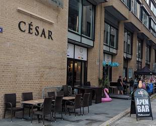 César Bar & Café