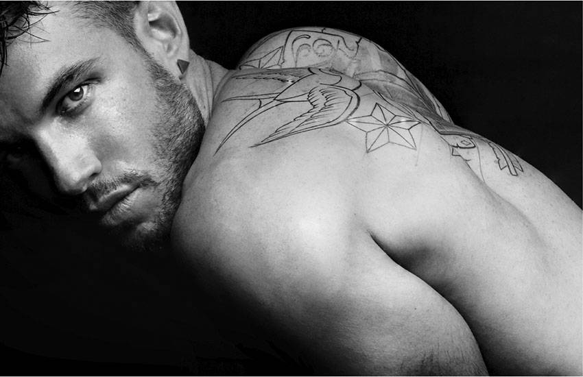 Johan Akan: "Being gay and a model is very badly seen"