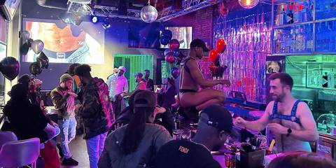 Summer Bar & Lounge