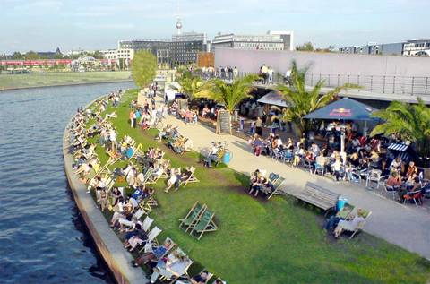 Strand Bar
