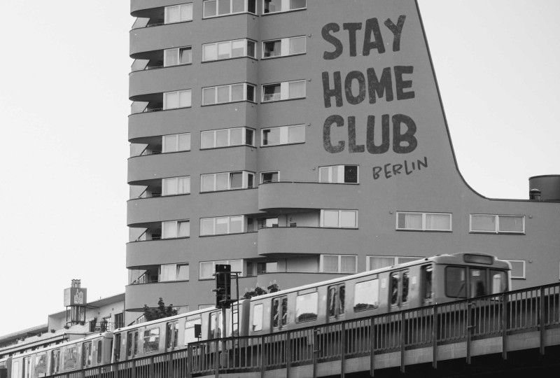 United We Stream misterb&b Berlin