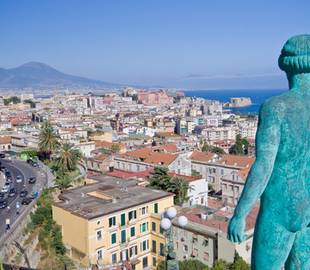 Naples, the ember under the ashes