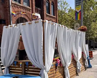 Boutique Bar