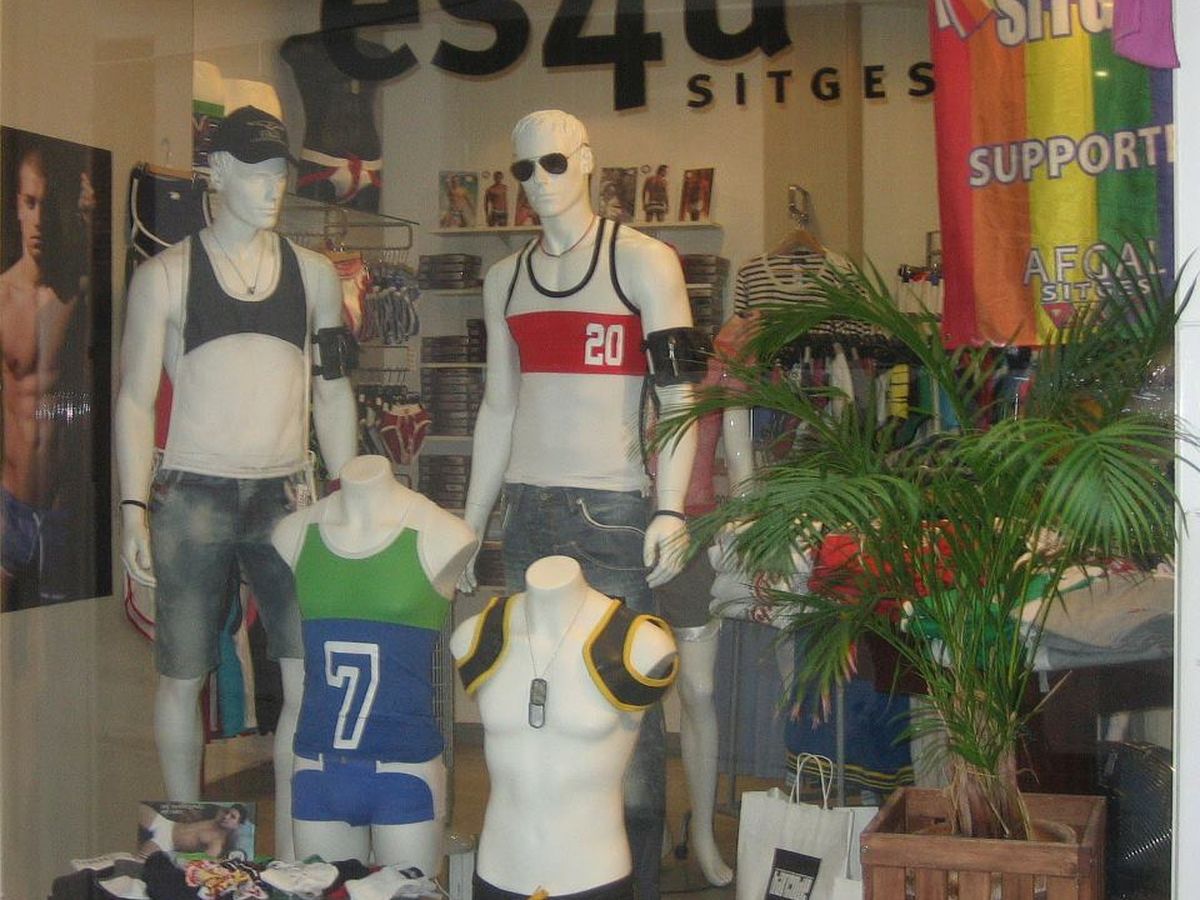 Guide to Gay Shopping in Sitges misterb&b