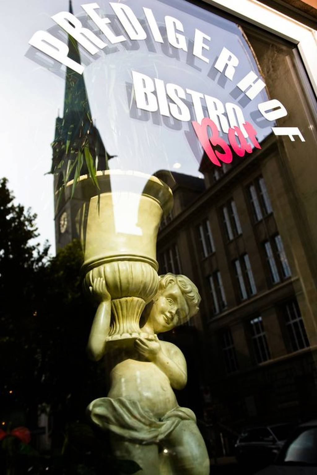 Predigerhof Bistro Bar Zurich - Gay Bars Guide│misterb&b