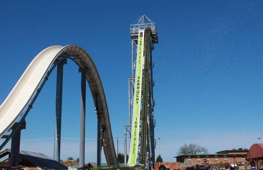 Verrückt, le toboggan aquatique le plus haut du monde, est ouvert