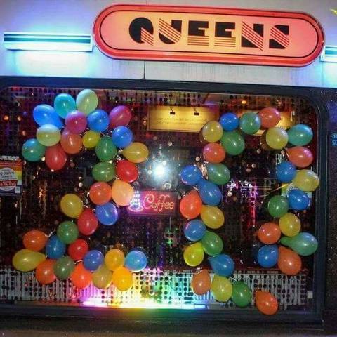 Queens & Tom's Welt