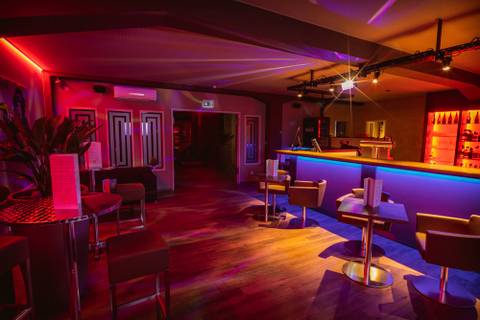 Achilleus Men’s Spa & Sauna
