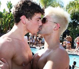 Gay Days 2011 at Disneyland Anaheim This Weekend!